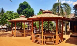 Jual Gazebo Kayu Jati Ukir di Banggai Laut